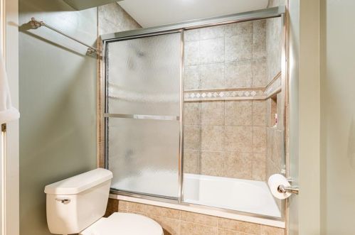 33 Camden Rd, Atlanta GA  30309-1507 exterior