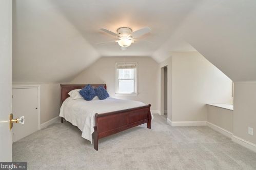 1000 Crawford Dr, Rockville MD  20851-1605 exterior