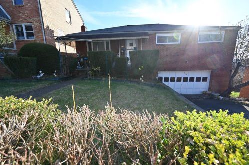 838 Kennebec St, Pittsburgh, PA 15217-2640