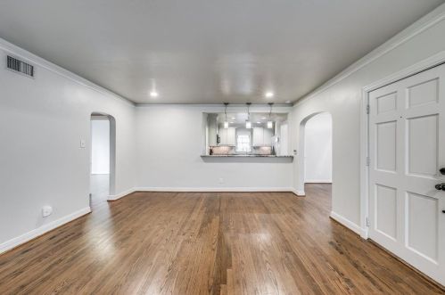 7054 Casa Loma Ave, Dallas TX  75214-4006 exterior