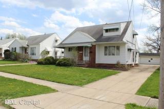 20624 Applegate Rd, Cleveland OH  44137-3106 exterior