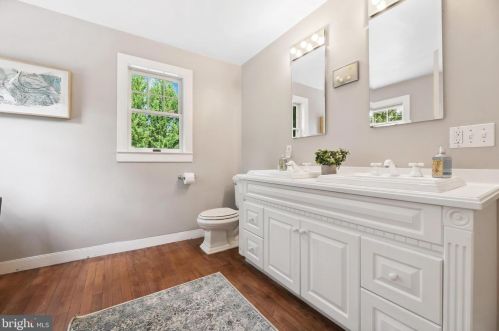 2775 Main St, Trenton NJ 08648-1037 exterior