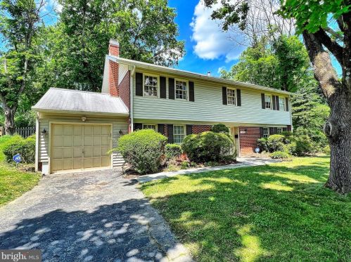 7301 Mill Run Dr, Rockville, MD 20855-1154