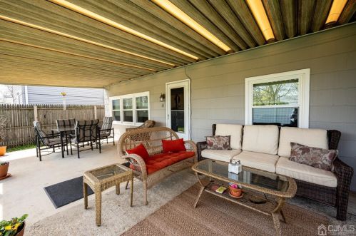 134 Brown Ave, Iselin NJ 08830-2502 exterior