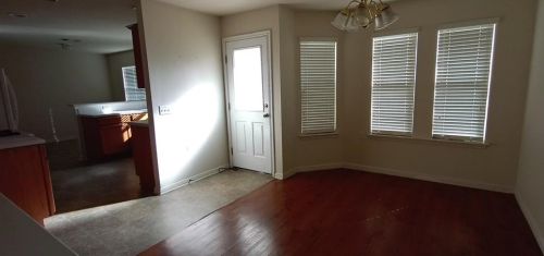 410 Colonial Park Blvd, Austin TX  78745-1782 exterior