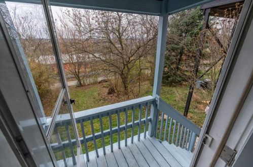 2254 Milligan Ave, Pittsburgh PA 15218-2241 exterior