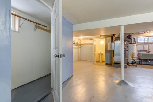 8748 Dorchester Ave, Chicago IL 60619-7010 exterior