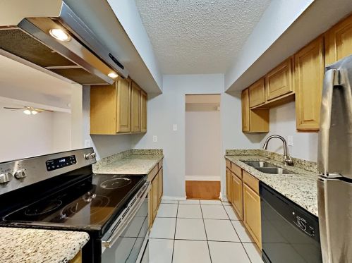 2936 Candlewick Ln, Dallas TX  75234-3610 exterior