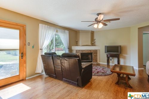 32070 Jay Bird Ln, Spring Branch TX exterior