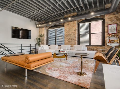 420 Grand Ave, Chicago IL 60612-1144 exterior