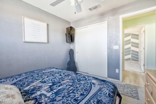 1963 Bluefield Ave, Phoenix AZ  85022-1350 exterior