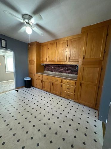 1406 Dammert Ave, Saint Louis MO 63125-1211 exterior