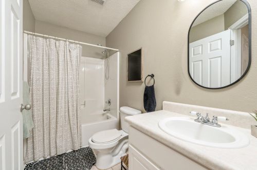 5938 Ridgeview Dr, Milton FL  32570-5057 exterior