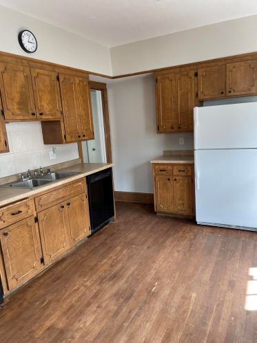 1814 Kenwood Blvd, Milwaukee WI  53211-3005 exterior