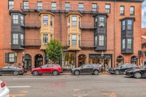 100 Charles St, Boston MA exterior