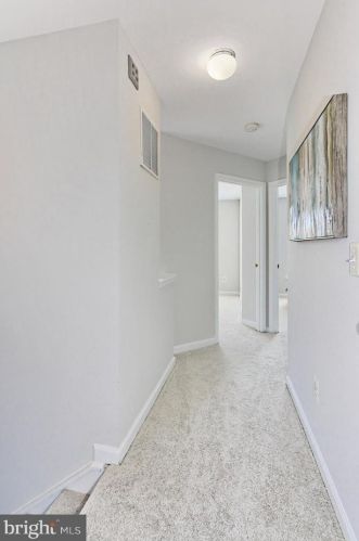 4999 Murtha St, Alexandria VA 22304-8612 exterior