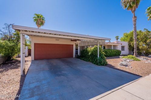 8812 6th St, Tucson, AZ 85710-3048