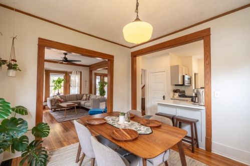 736 Hawthorne St, Grand Rapids MI 49503-3535 exterior