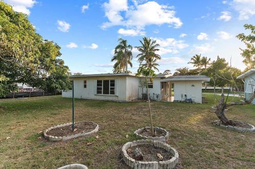 3109 Pruitt Rd, Fort Pierce, FL 34952-5910