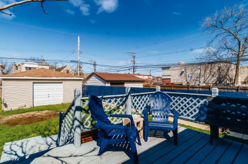 2738 Mason Ave, Chicago IL 60634-5137 exterior