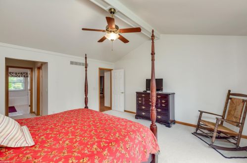 16820 Renee Dr, Macomb Township MI 48042-2324 exterior