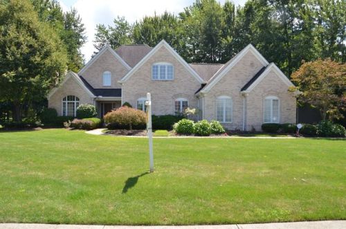 24501 Cornerstone, Cleveland, OH 44145-4127