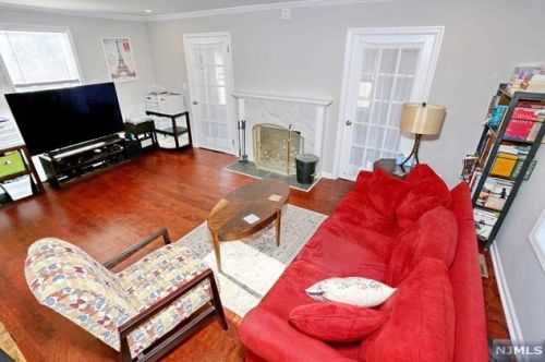 309 Elm St, Oradell NJ  07649-2261 exterior