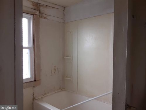 532 Manor St, Lancaster PA 17603-5005 exterior