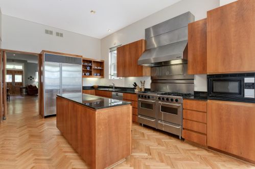 541 Arlington Pl, Chicago IL 60614-5916 exterior