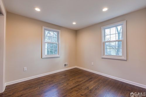 129 Amboy Ave, Metuchen NJ  08840-2552 exterior