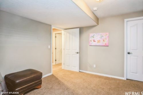 10664 Trailridge Cir, Sandy UT 84092-4758 exterior