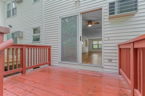 113 Forestwood Dr, Providence RI 02904-3839 exterior