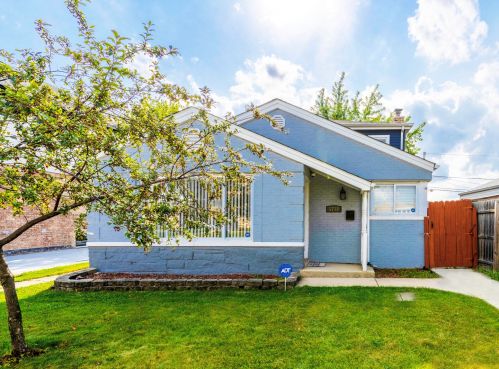 5732 Normandy Ave, Chicago, IL 60638-3310