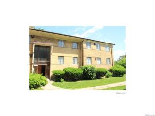 5061-5071 Lakewood St, Detroit MI  48213-3761 exterior