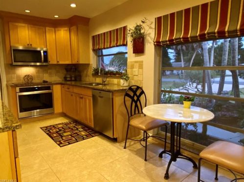 4473 19 Pl, Naples FL 34116-6405 exterior