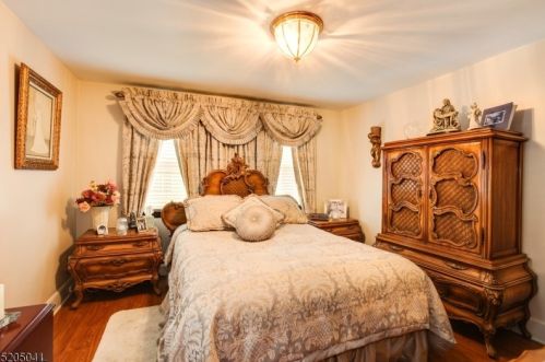 170 Oliver St, Newark NJ 07105-2007 exterior