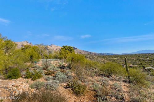 6822 Table Mtn Rd, Tucson AZ 85718-1328 exterior