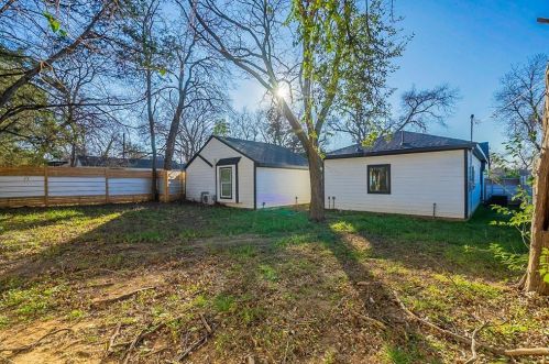 1522 Arizona Ave, Dallas TX 75216-1408 exterior