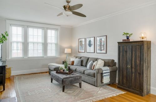 59 Babcock St, Brookline, MA 02446-5902