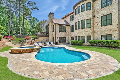 2292 Meadowvale Dr, Atlanta, GA 30345-3543