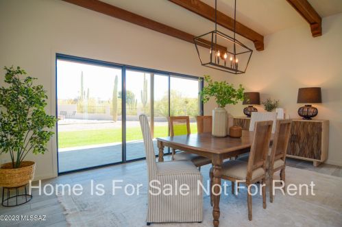 5690 Placita Amanecer, Tucson AZ  85718-4002 exterior