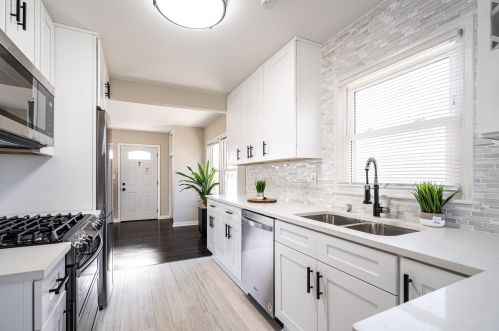 3304 Norwich Ave, Milwaukee WI  53235-4724 exterior