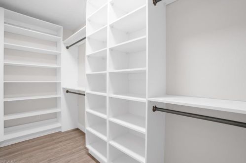 1410 Curlew Ave, Naples FL 34102-3405 exterior