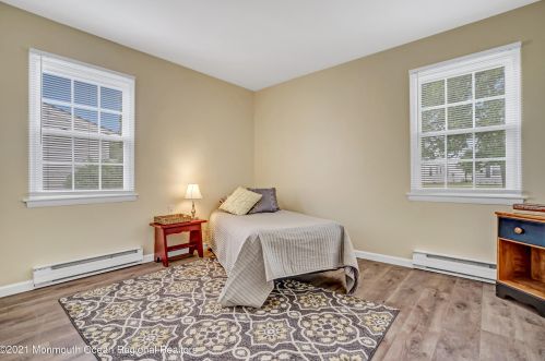 8 Leighton Ln, Lakehurst NJ  08759-6711 exterior