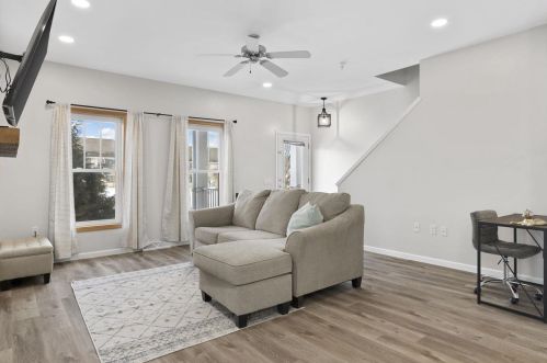 3929 Maple Grove Dr, Madison WI  53719-1842 exterior