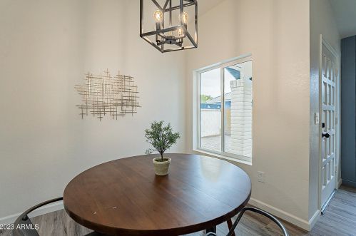 18230 17 Way, Phoenix AZ 85022-1309 exterior