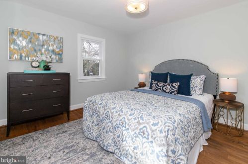 9607 Hastings Dr, Silver Spring MD 20901-3198 exterior