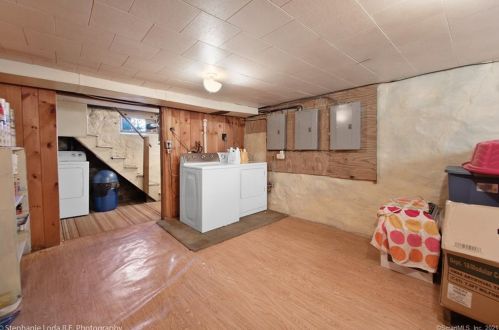 383 Riverside Ave, Torrington CT 06790-4532 exterior