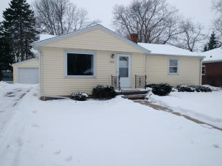 1915 Memorial Dr, Appleton WI  54915-1224 exterior