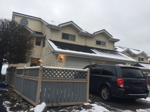 18617 48th Pl, Seattle WA  98188-8608 exterior